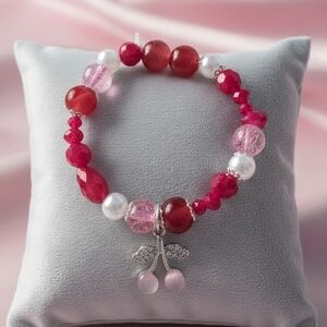 Elegant Pink and Red Valentines Day Beaded Bracelet